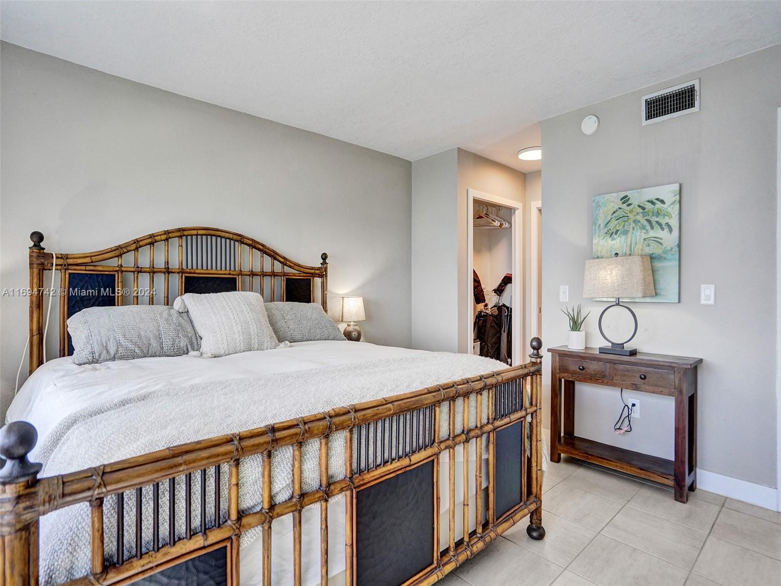 1610 N Ocean Blvd Unit: PH2