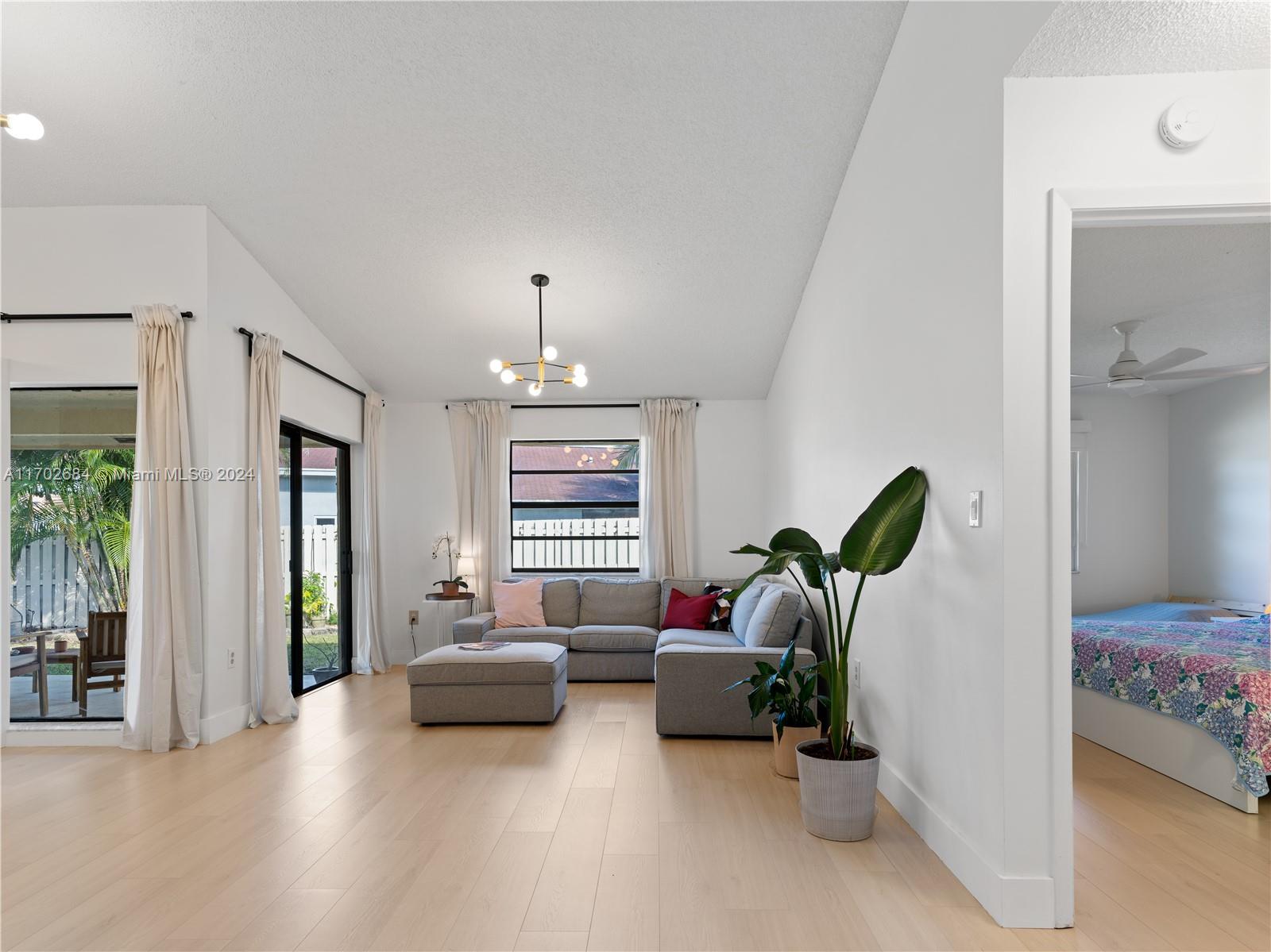 13991 Dominion Pl