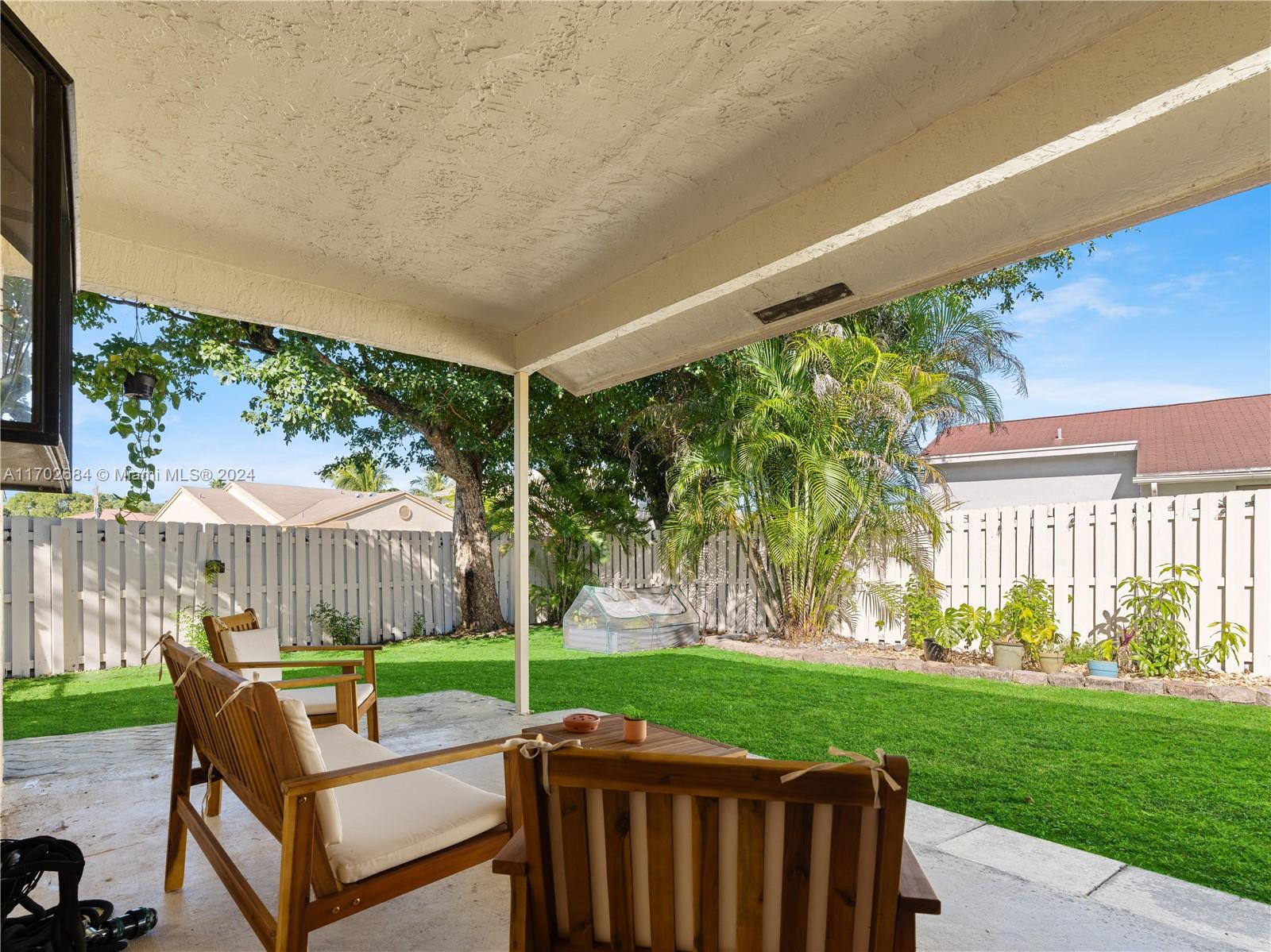13991 Dominion Pl