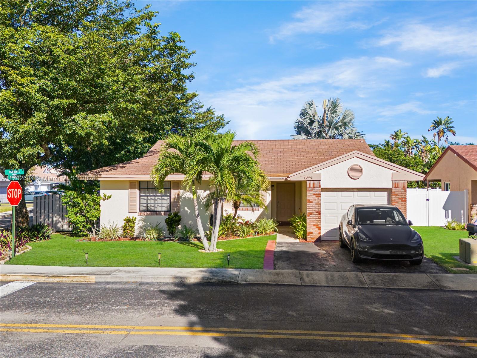 13991 Dominion Pl