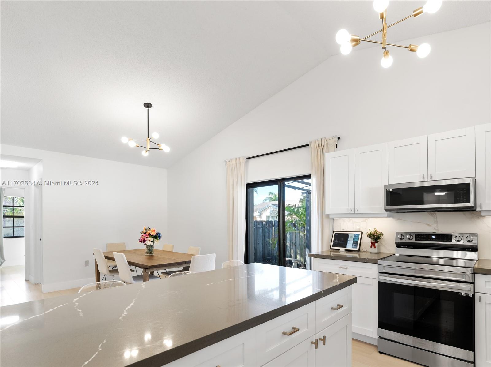 13991 Dominion Pl