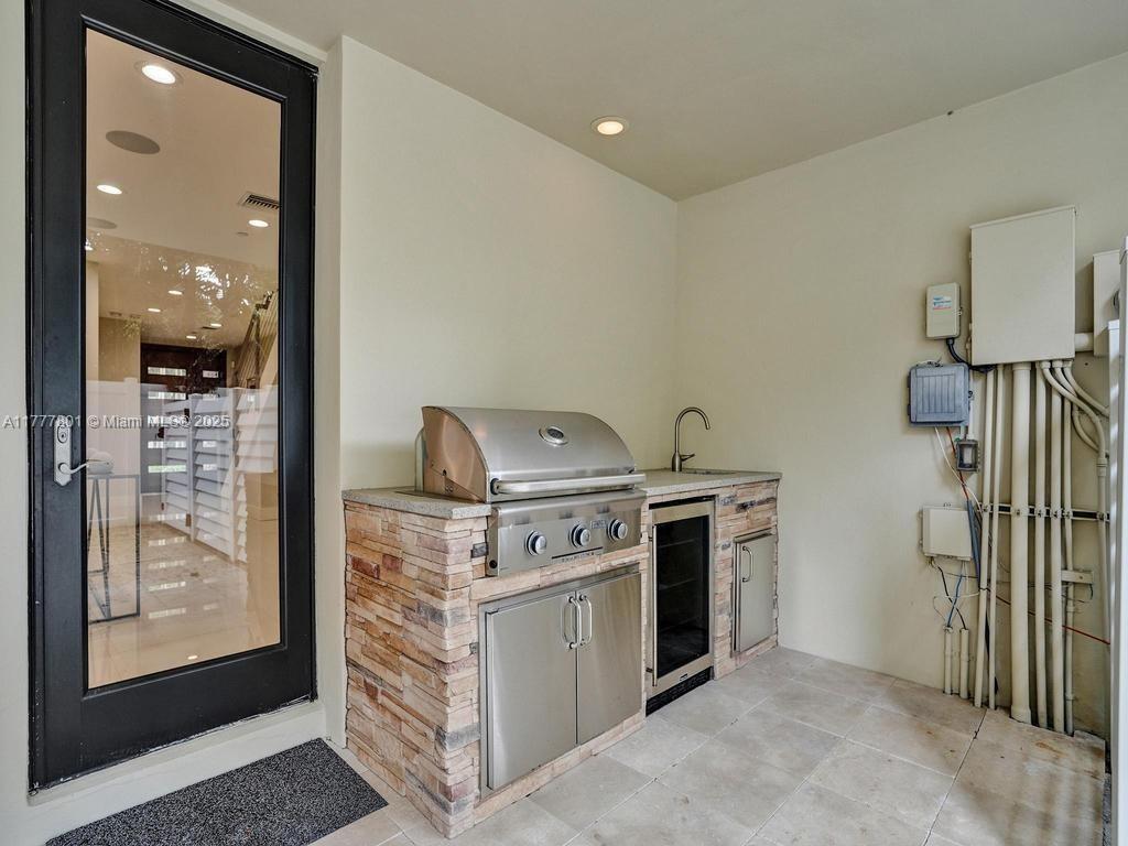 207 NE 13th Ave # 207