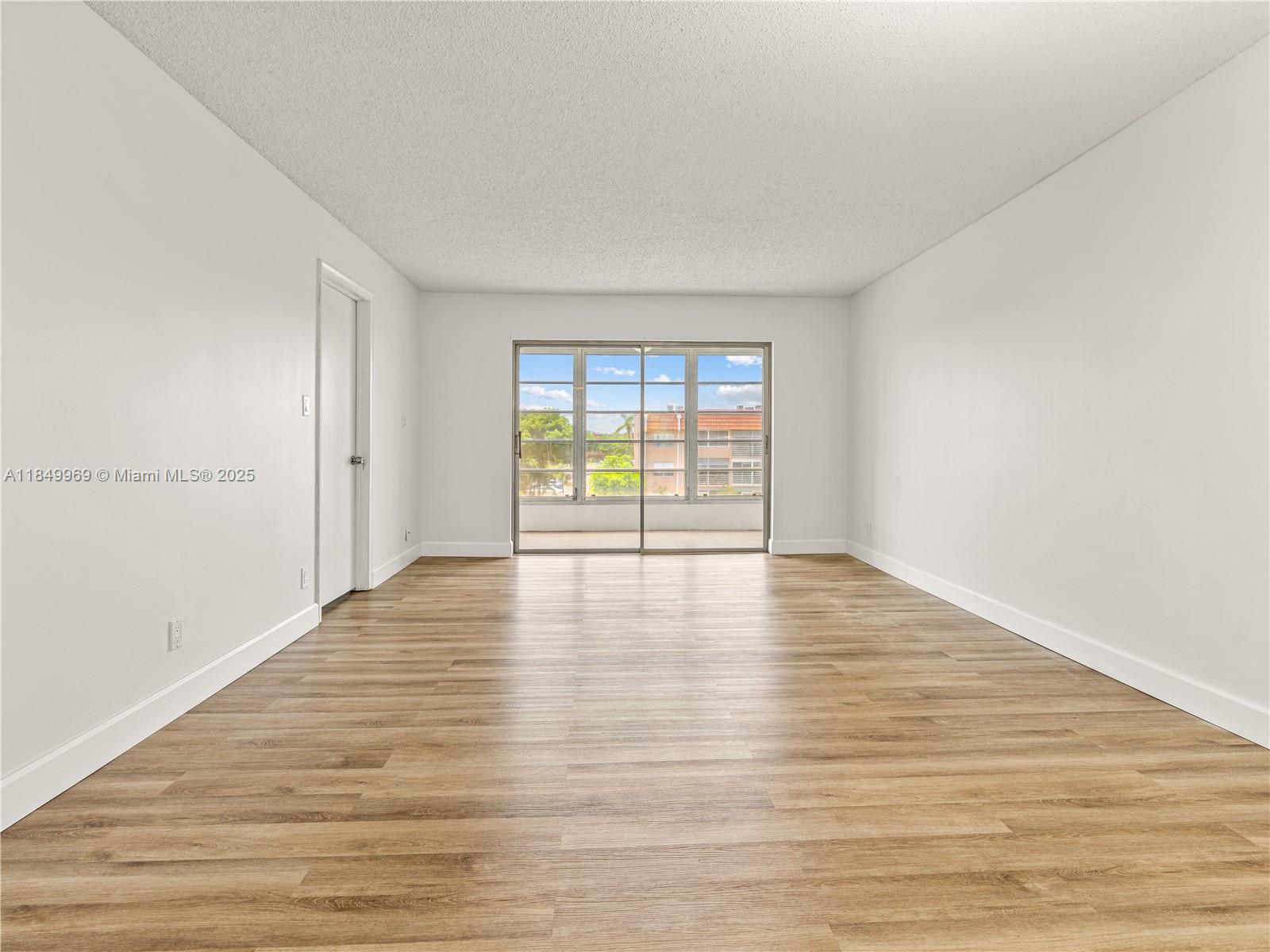 9460 Sunrise Lakes Blvd Unit: 309