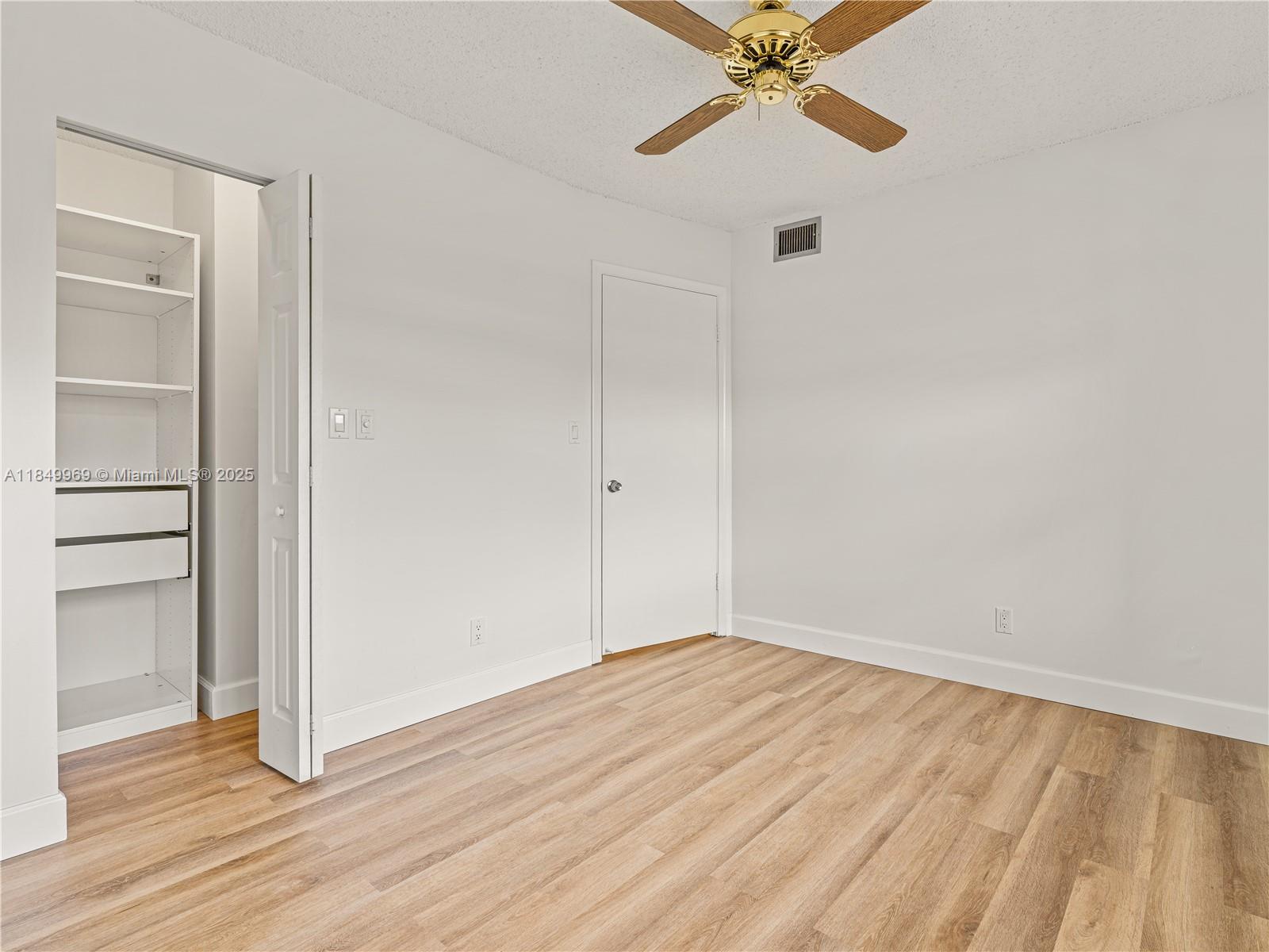 9460 Sunrise Lakes Blvd Unit: 309