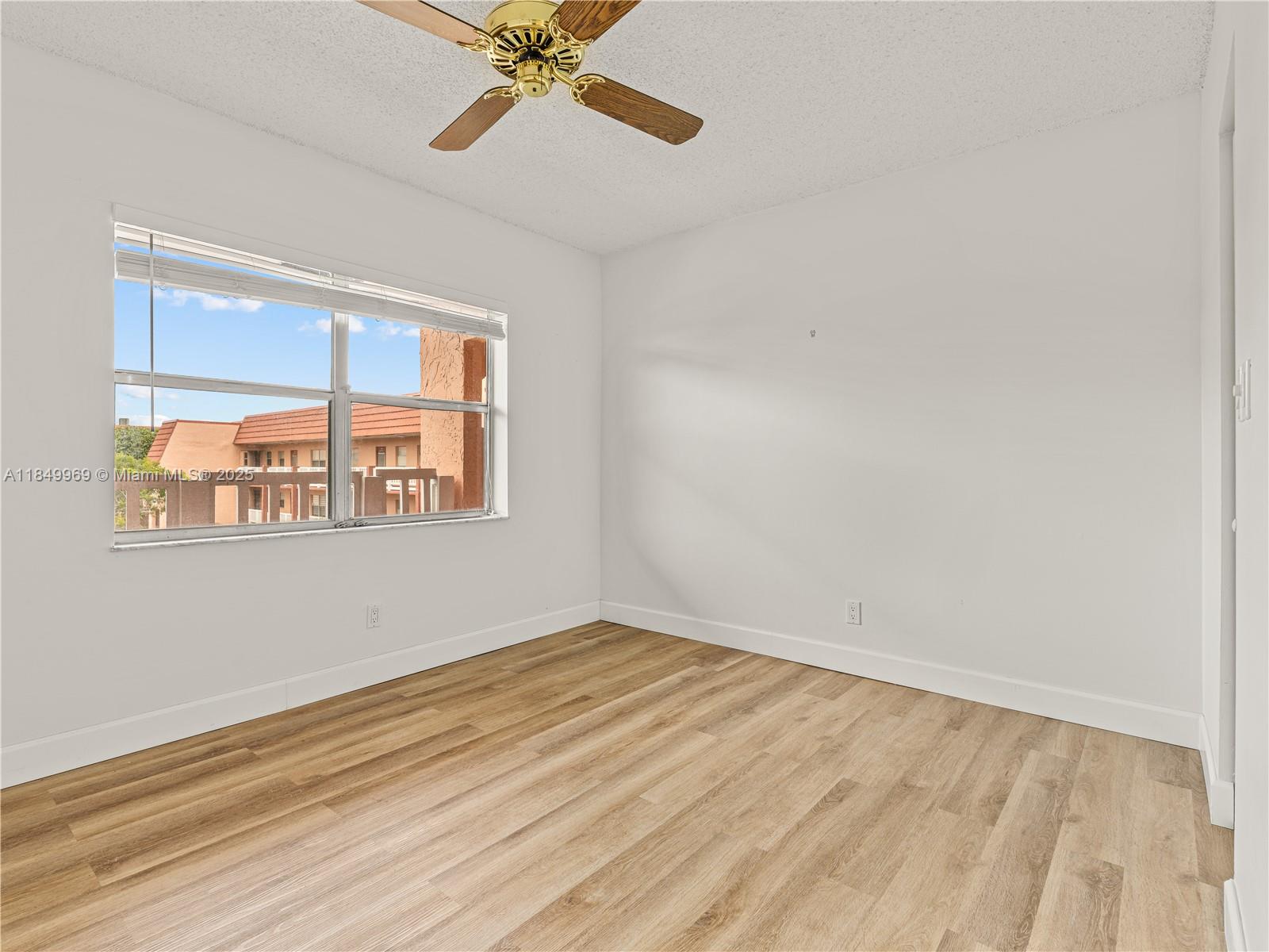 9460 Sunrise Lakes Blvd Unit: 309