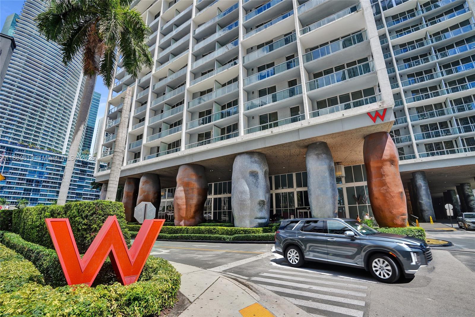 485 Brickell Ave # 4207