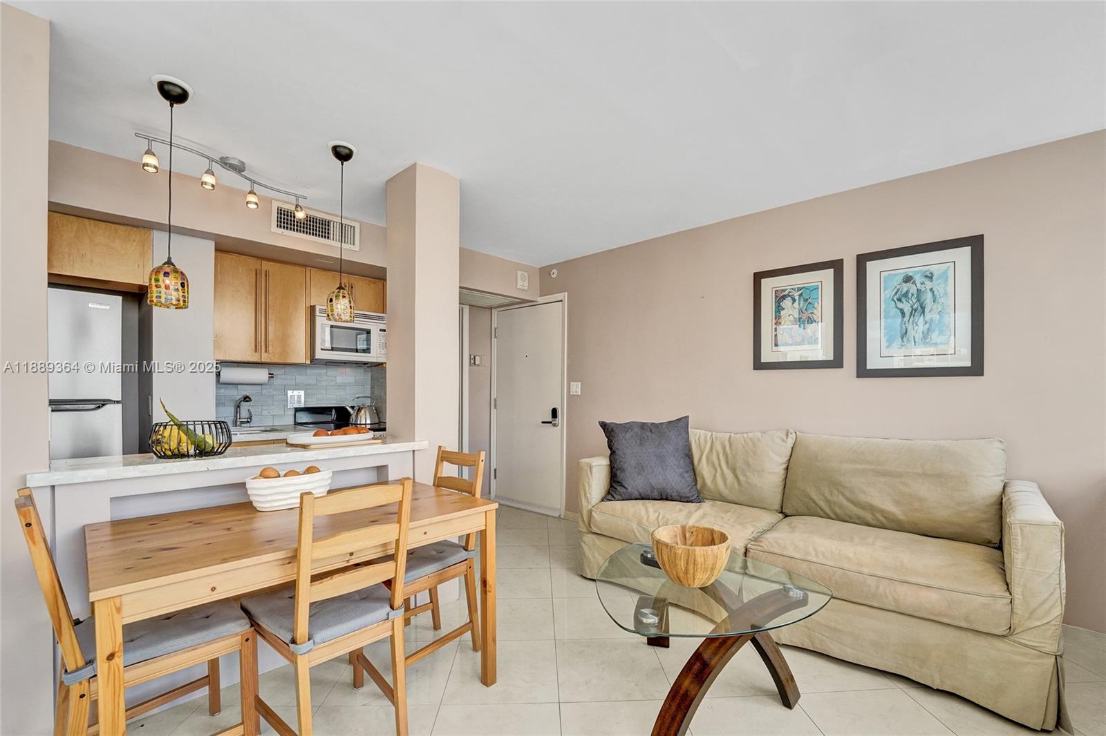 209 N Fort Lauderdale Beach Blvd Unit: 7G