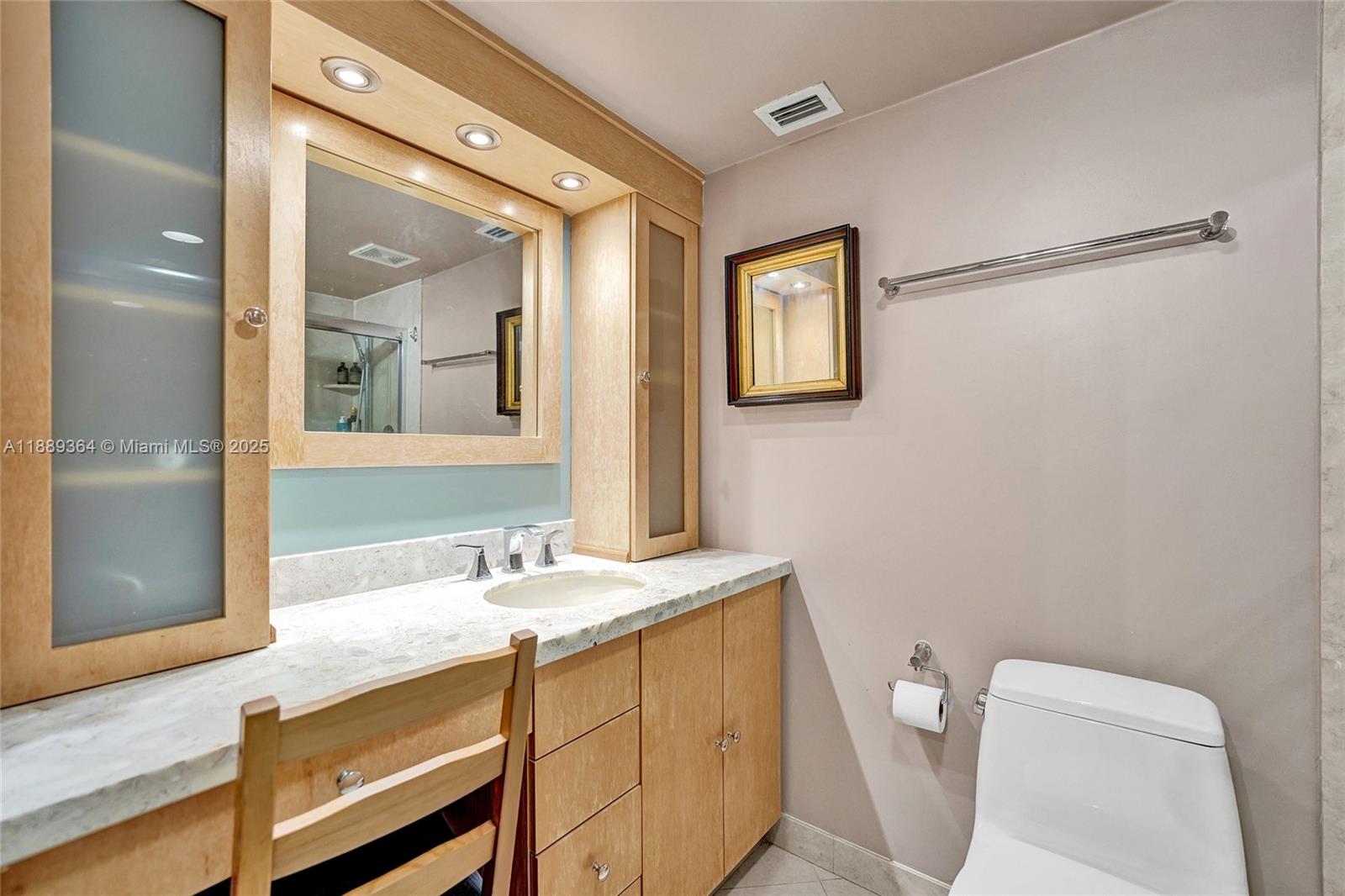 209 N Fort Lauderdale Beach Blvd Unit: 7G