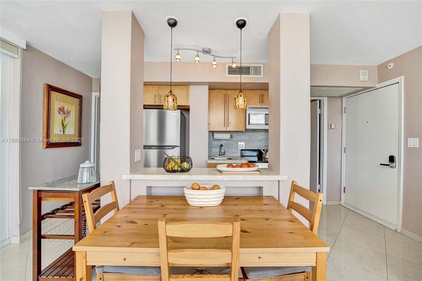 209 N Fort Lauderdale Beach Blvd Unit: 7G