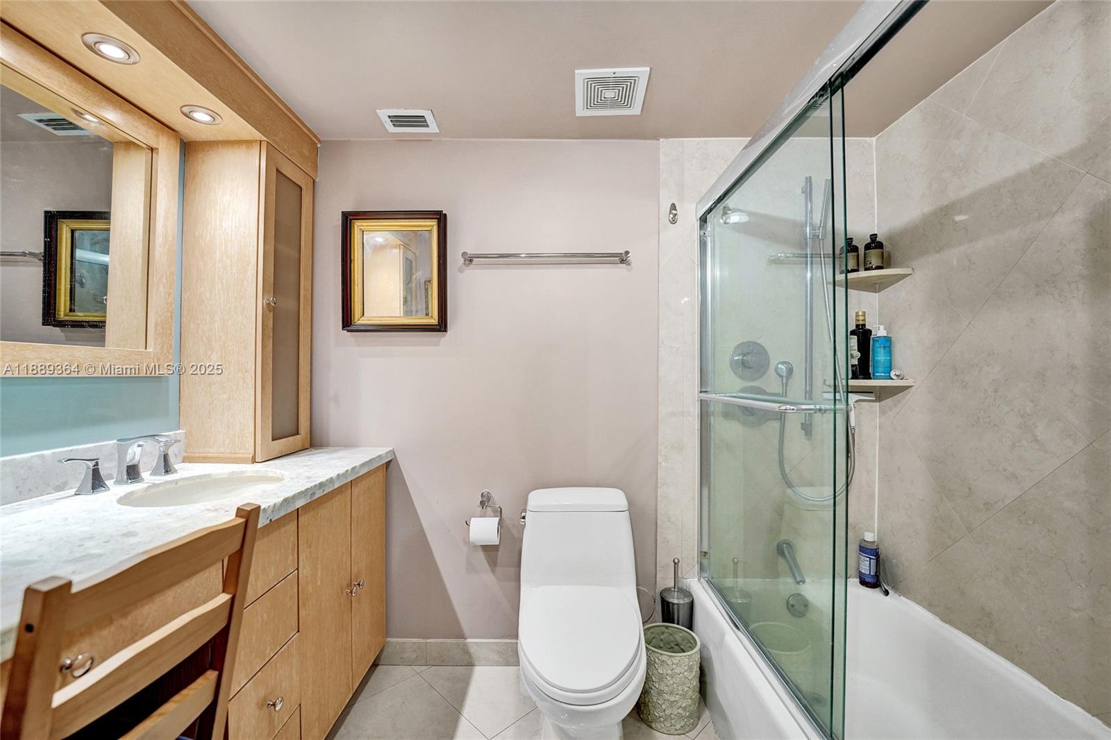 209 N Fort Lauderdale Beach Blvd Unit: 7G
