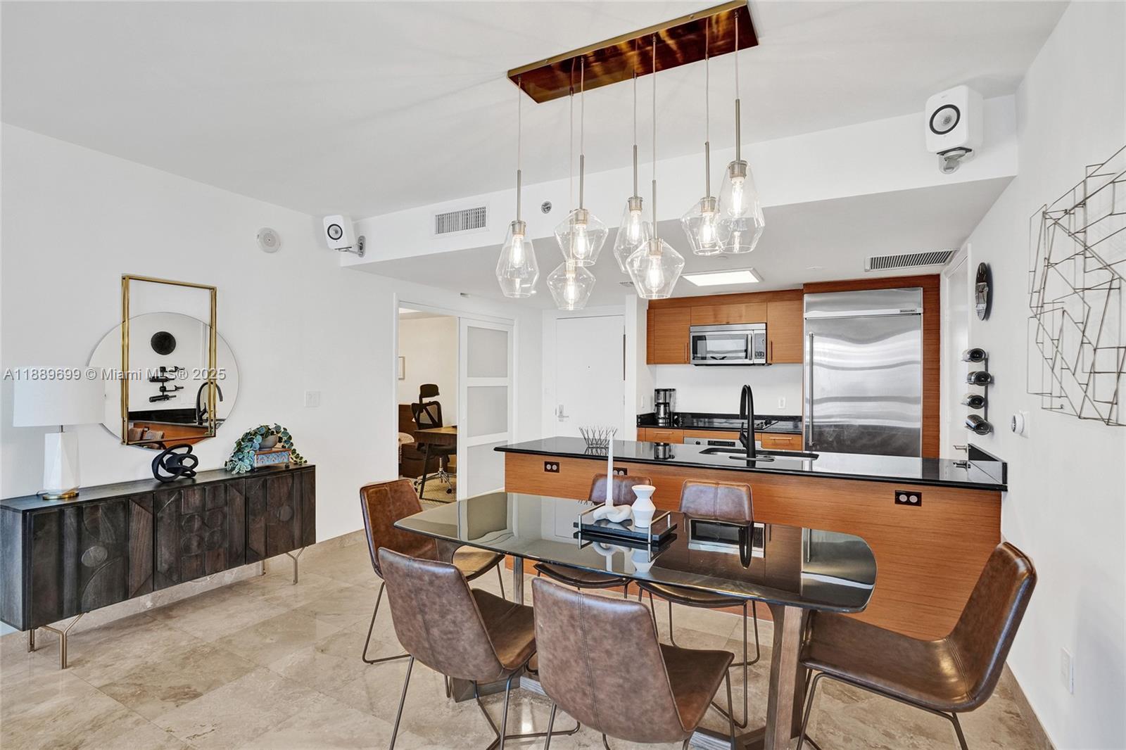 50 Biscayne Blvd # 3908