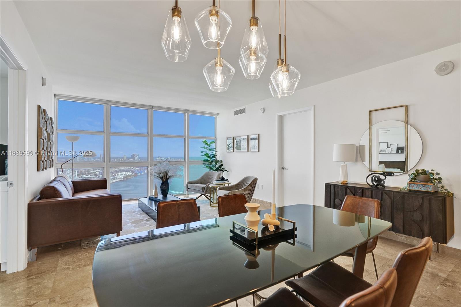 50 Biscayne Blvd # 3908