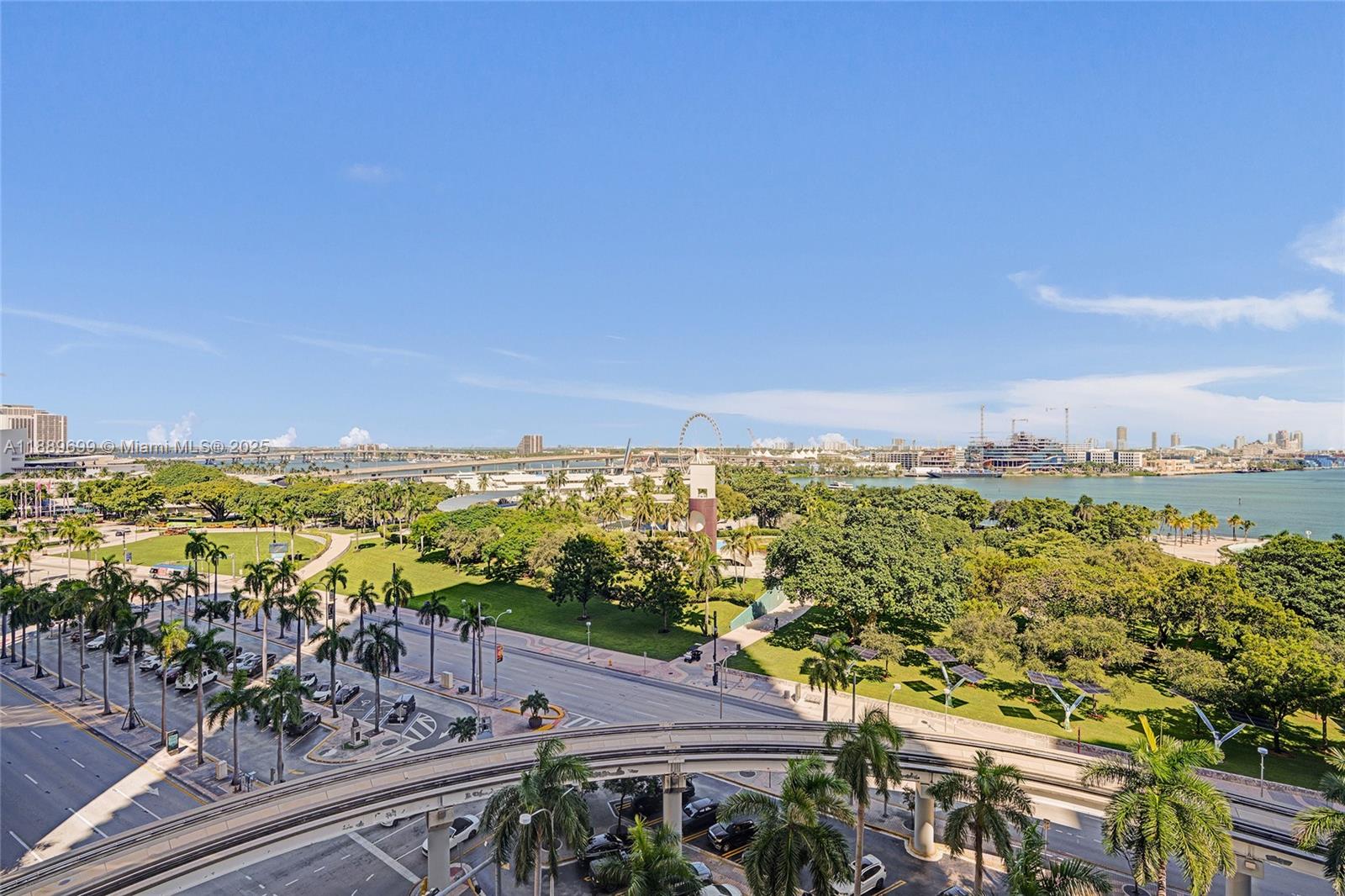 50 Biscayne Blvd # 3908