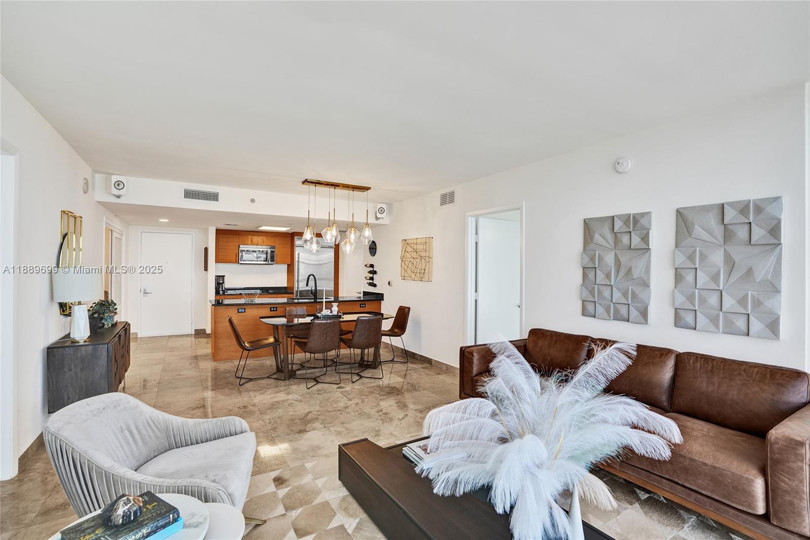 50 Biscayne Blvd # 3908