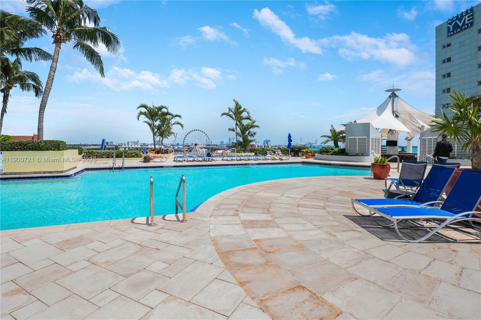 253 NE 2nd St # 1706, Miami Unit: 1706