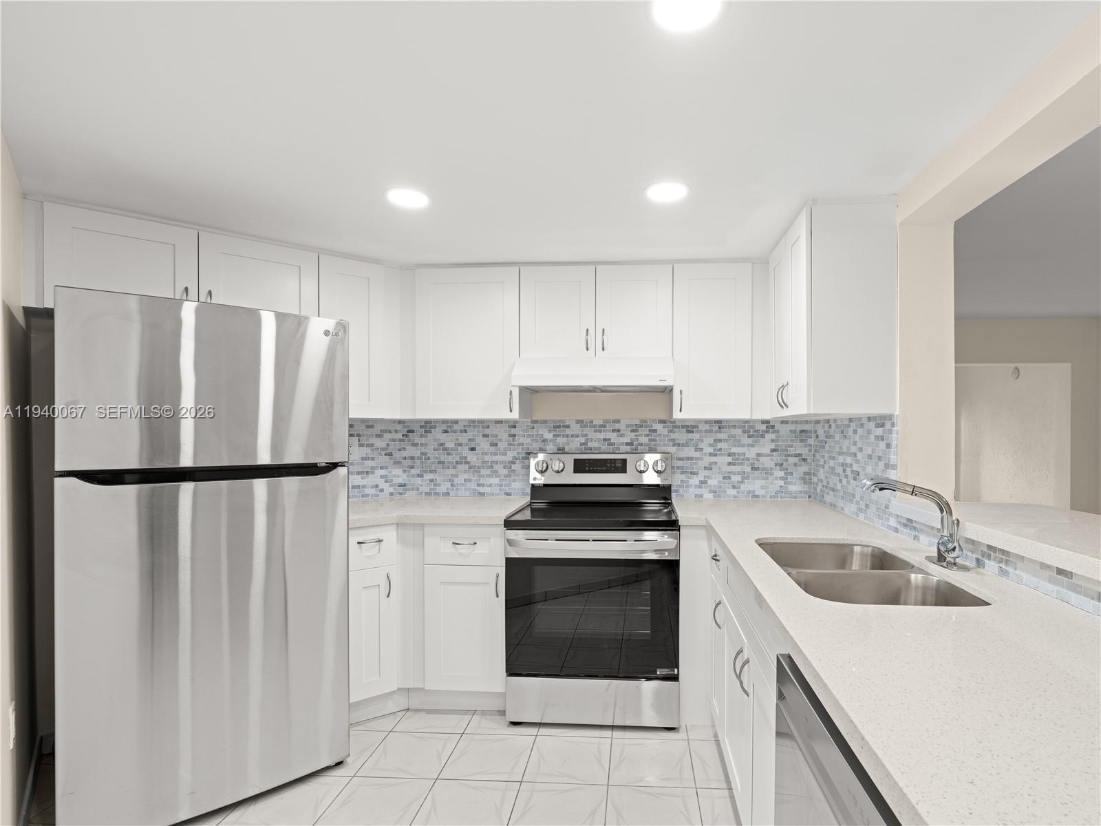 10249 NW 9th St Cir # 8 Unit: 107-8