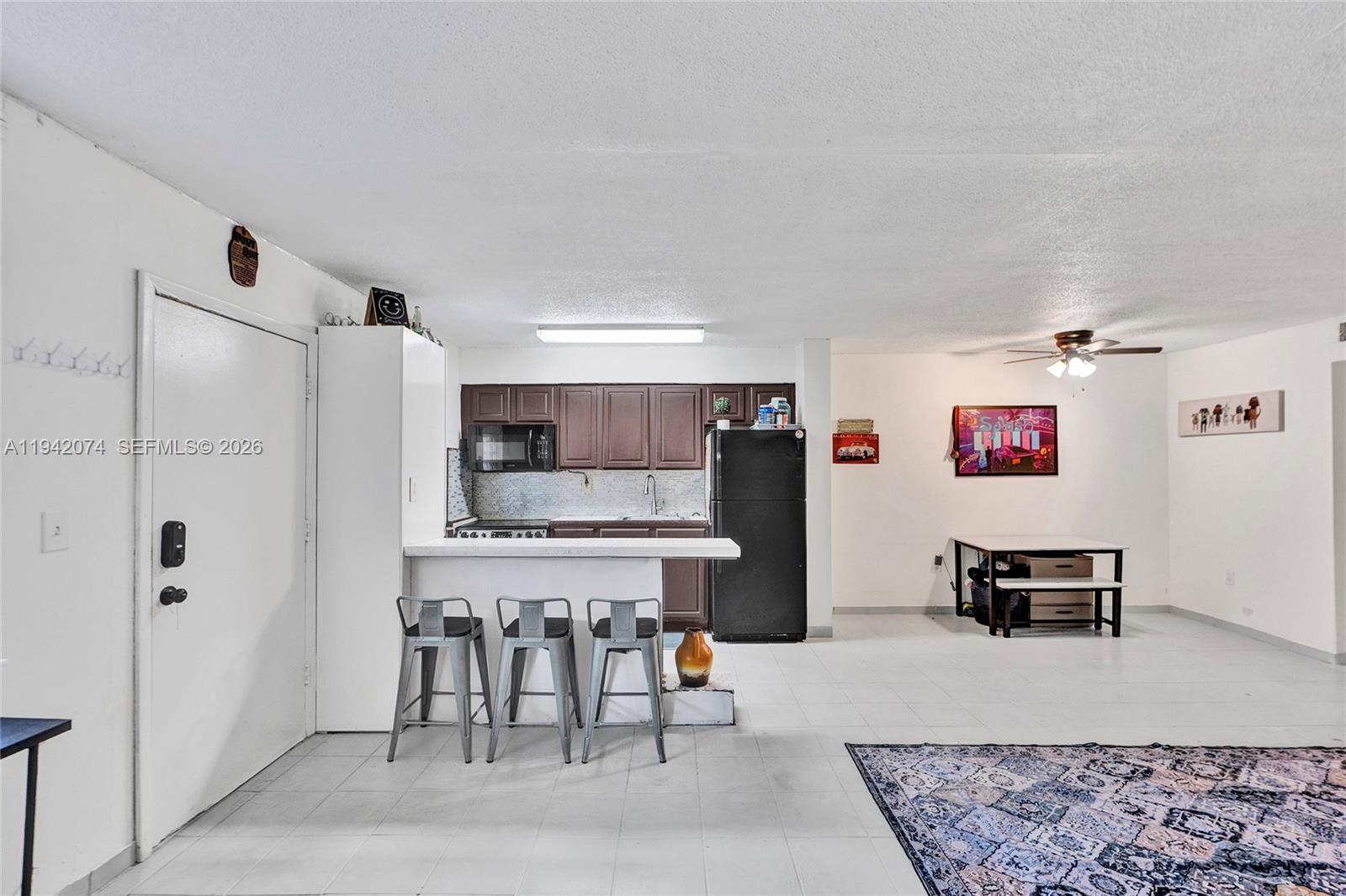 7133 Bay Dr # 305