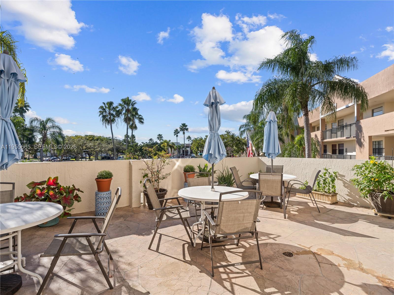 7547 Fairfax Dr # 210