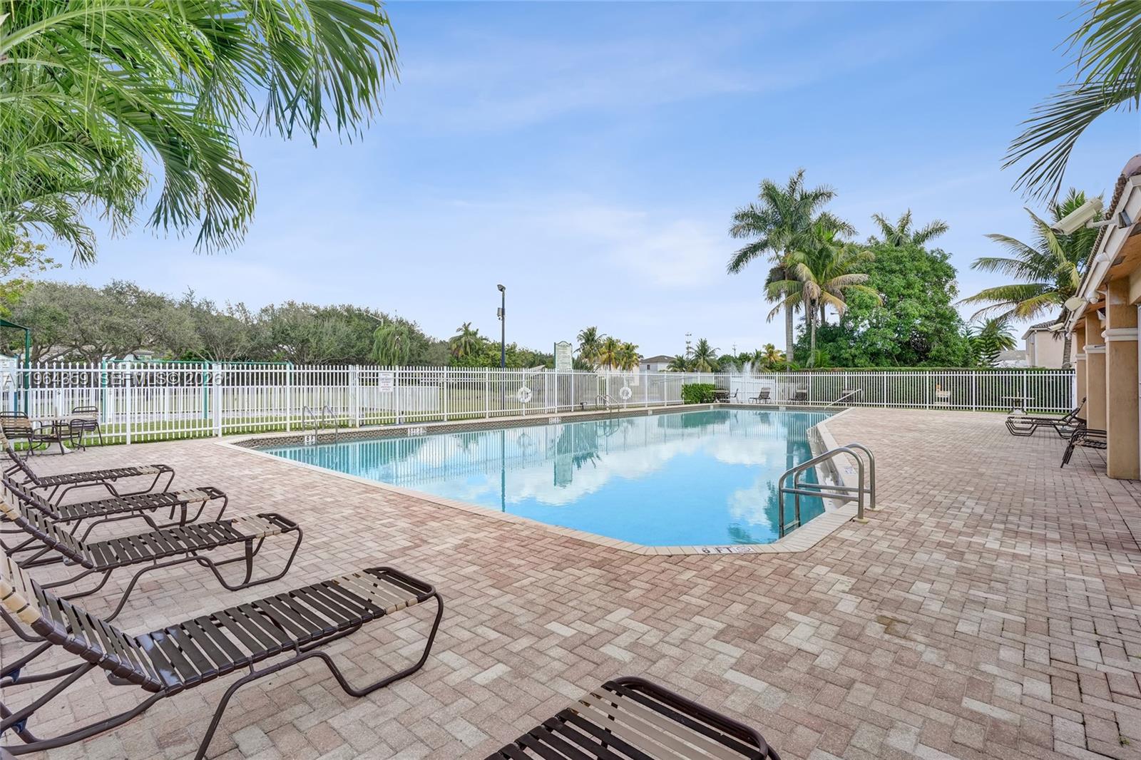 2421 SW 103rd Way