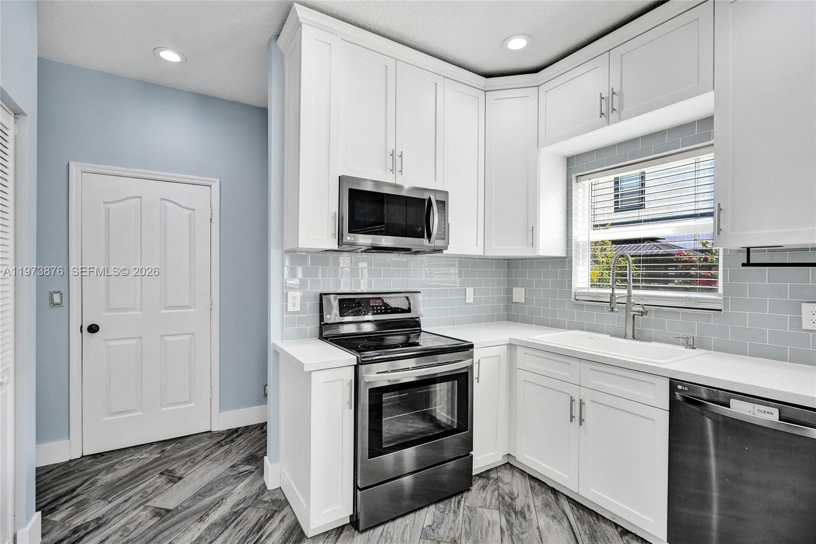 847 NW 127th Ave