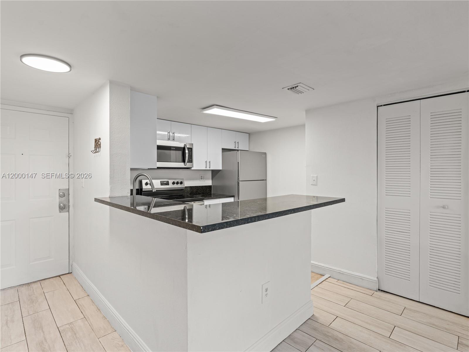 9821 Nob Hill Ct # 9821