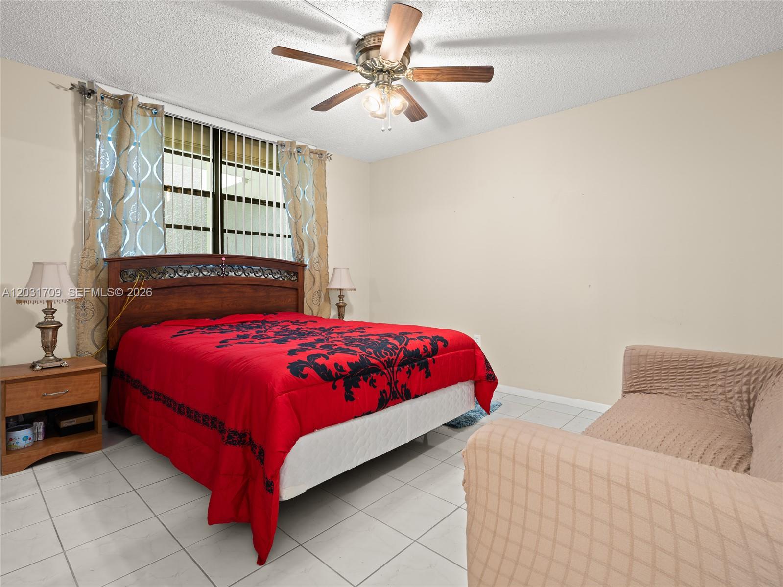 901 Colony Point Cir # 112