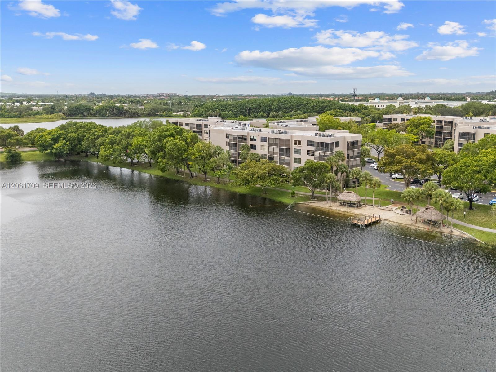 901 Colony Point Cir # 112