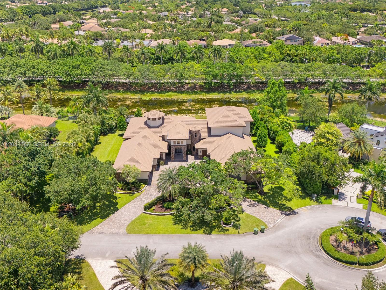 3724 Pine Lake Dr
