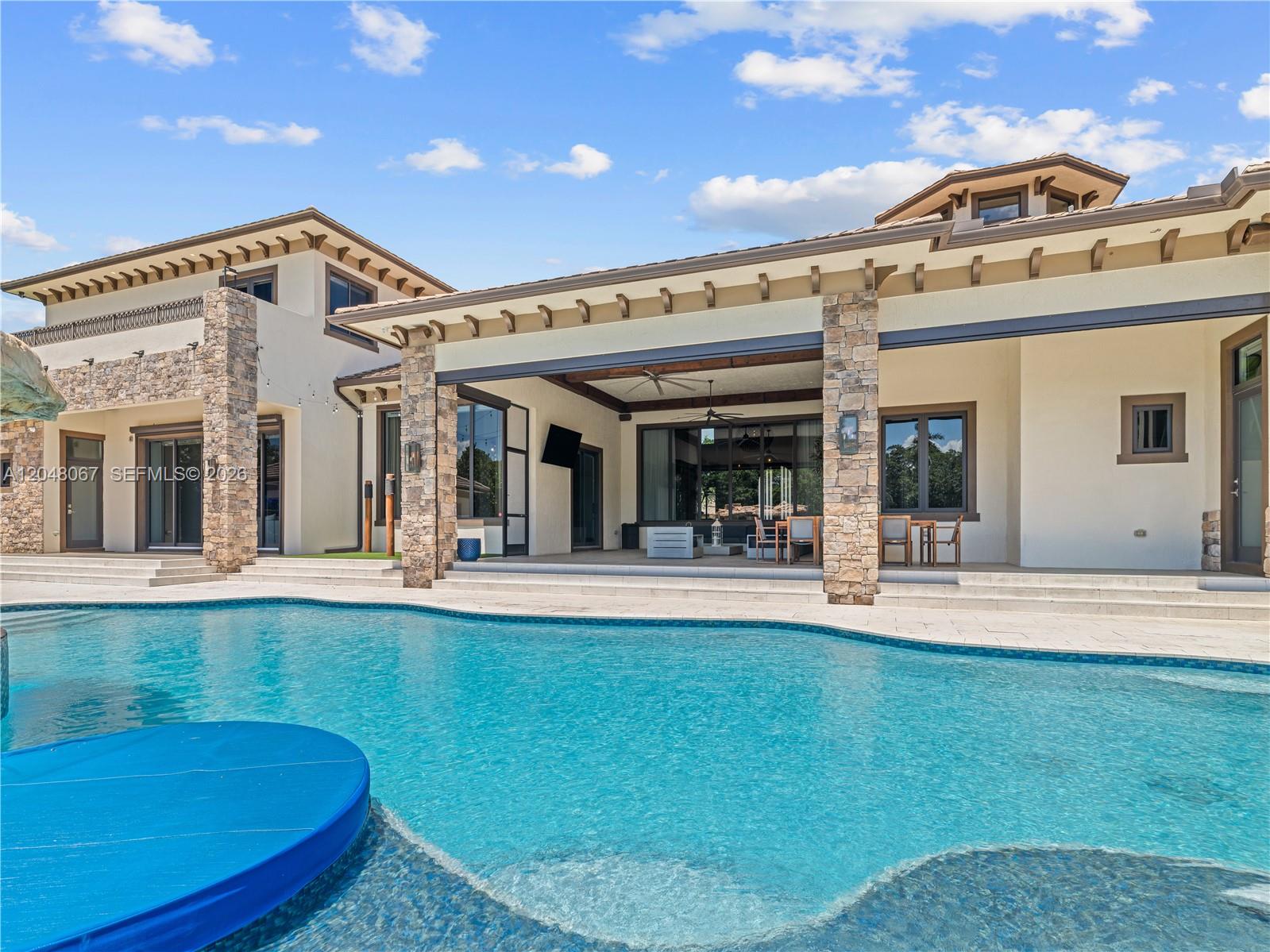 3724 Pine Lake Dr