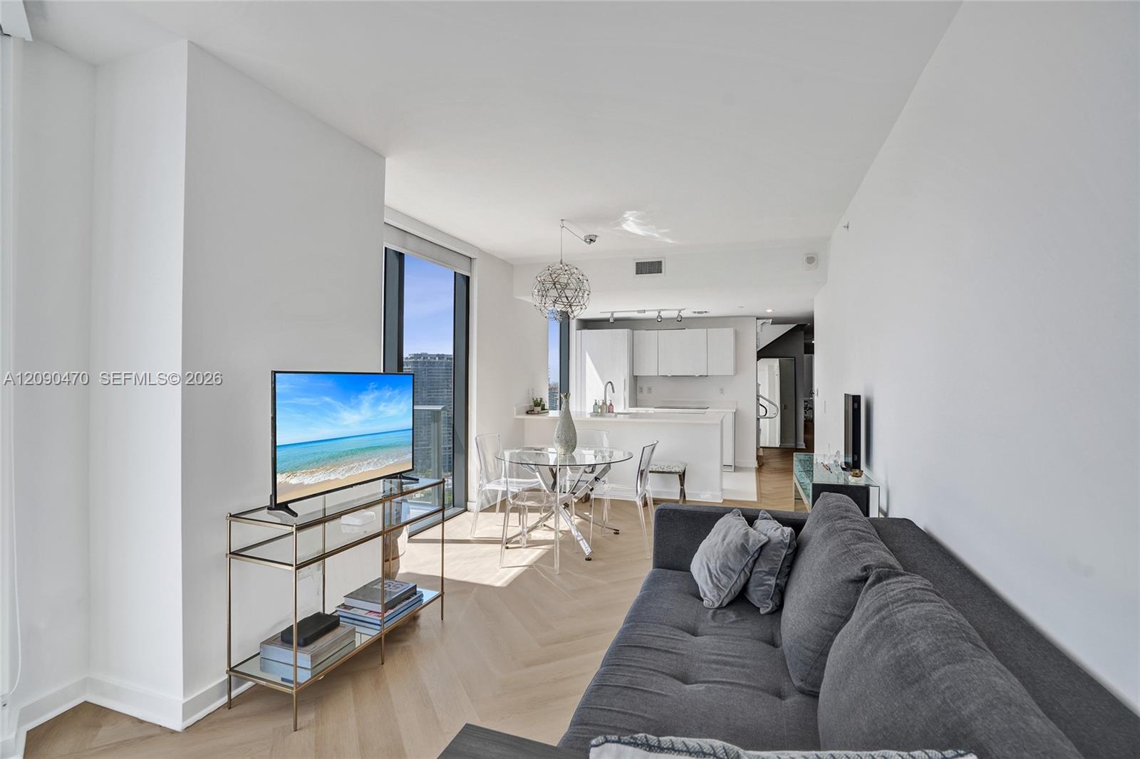 501 NE 31st St # 2808