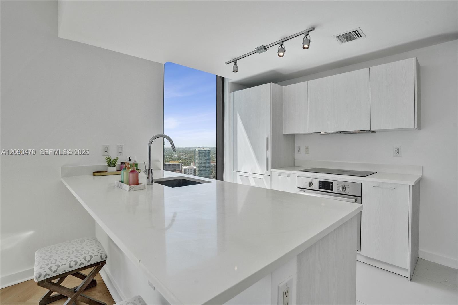 501 NE 31st St # 2808