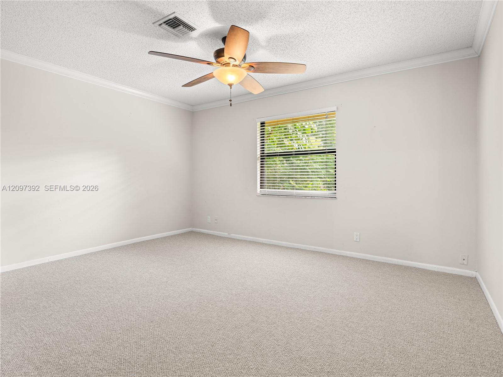 16 Chestnut Cir