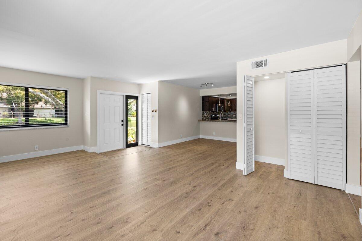 28 Wimbledon Lake Drive # 222