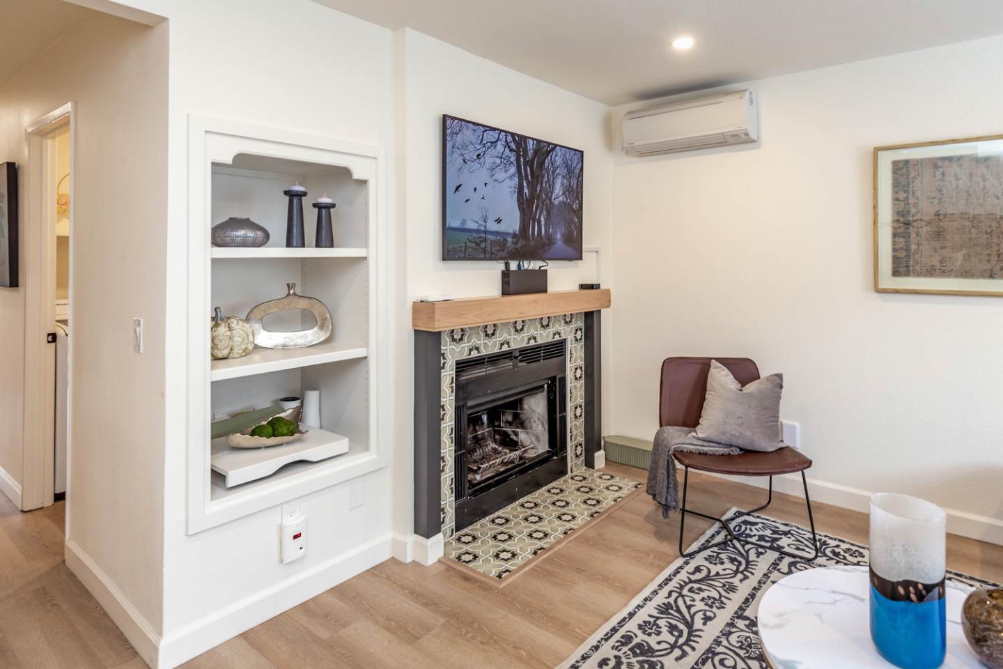457 Sierra Vista AVE 11