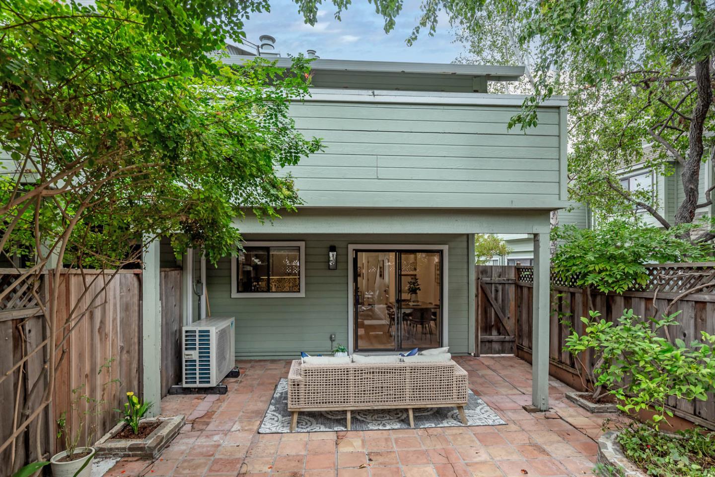 457 Sierra Vista AVE 11