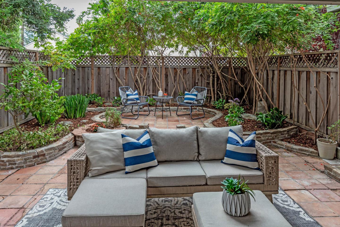 457 Sierra Vista AVE 11