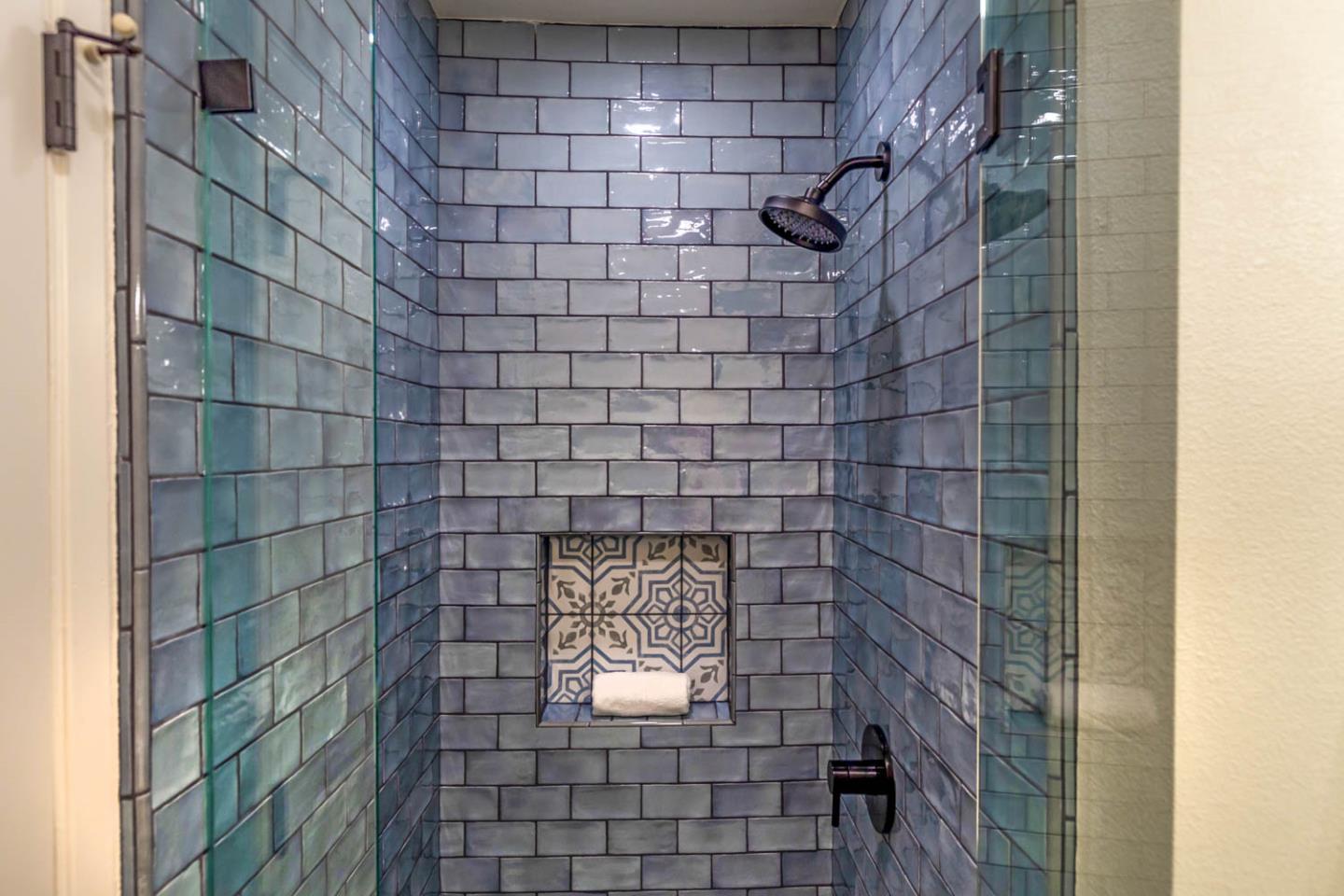 457 Sierra Vista AVE 11