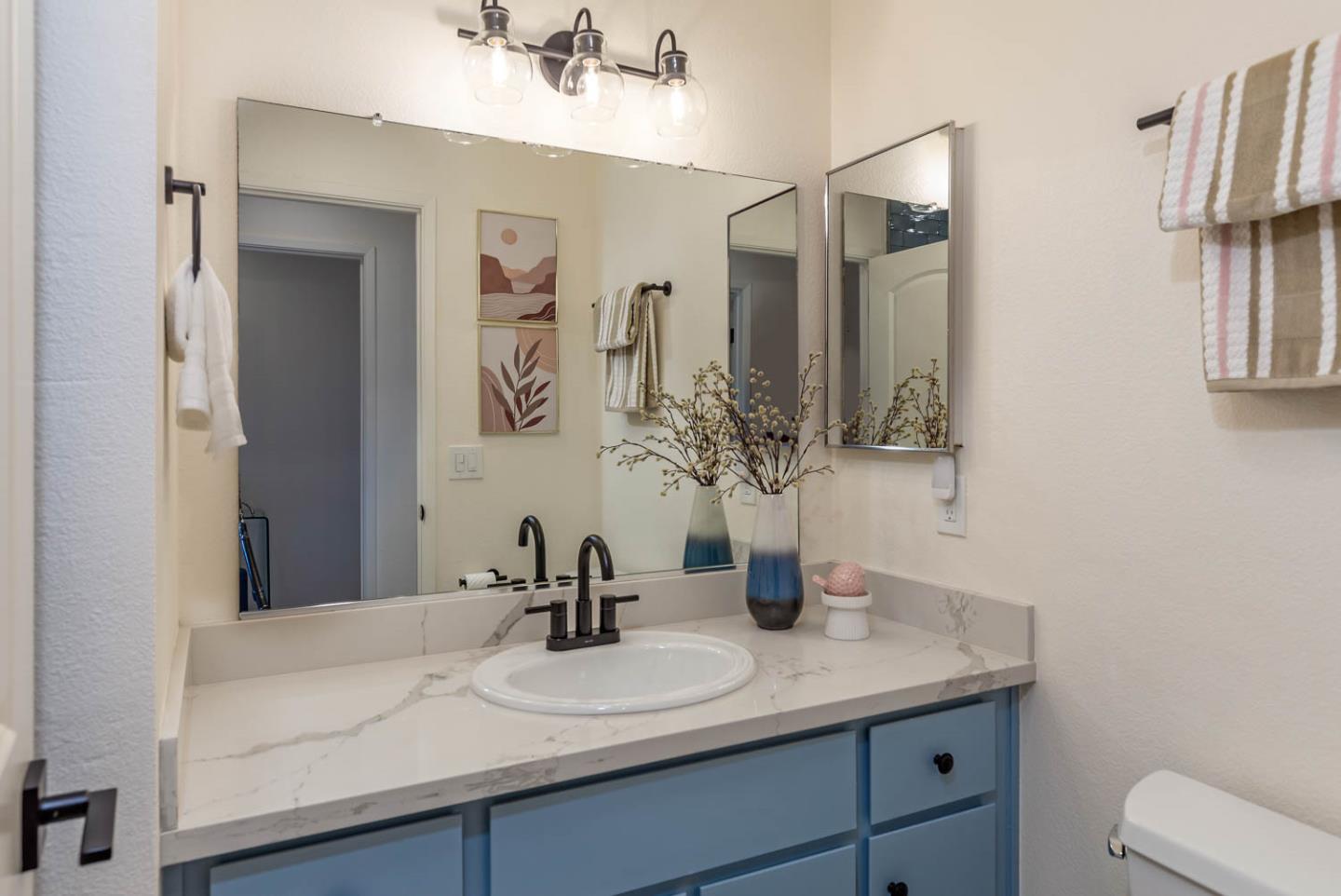 457 Sierra Vista AVE 11