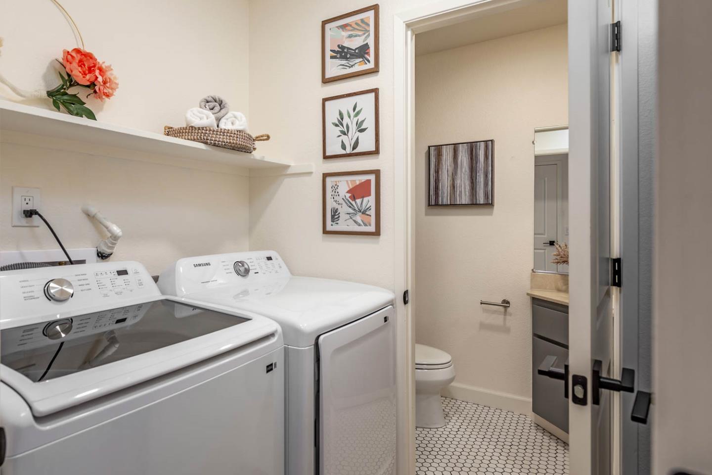 457 Sierra Vista AVE 11