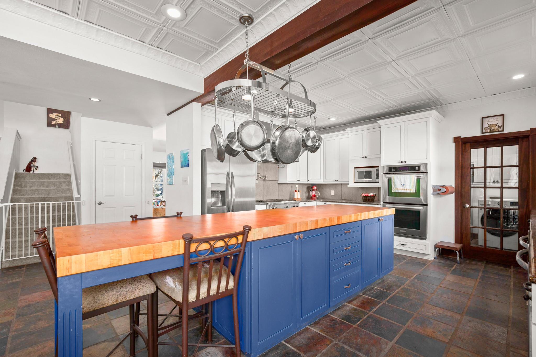 6002 Rain Creek PKWY