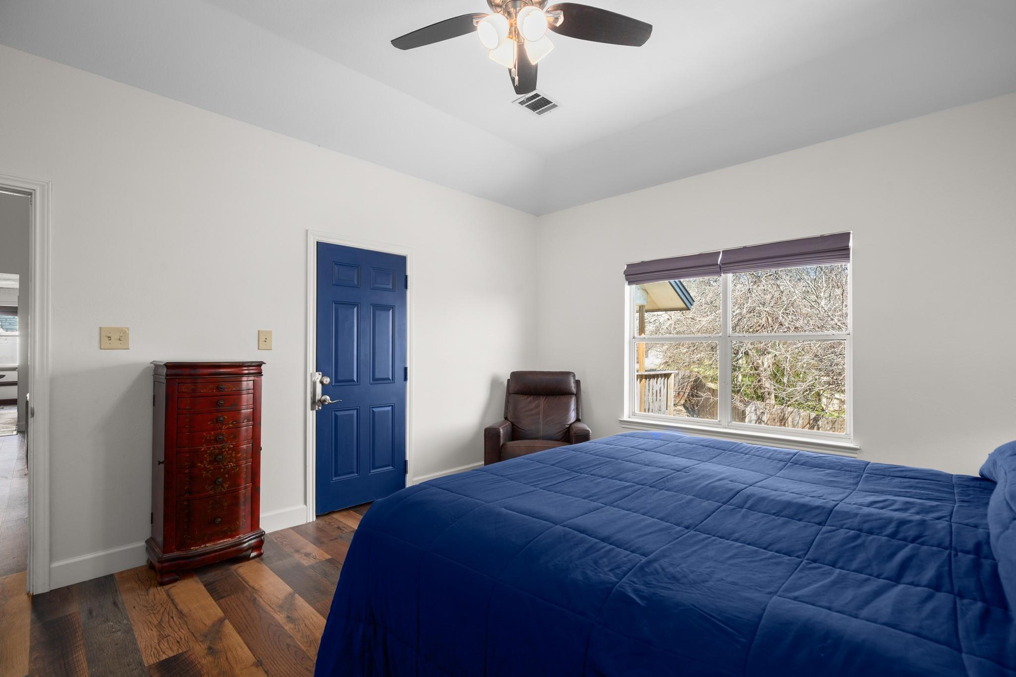 6002 Rain Creek PKWY
