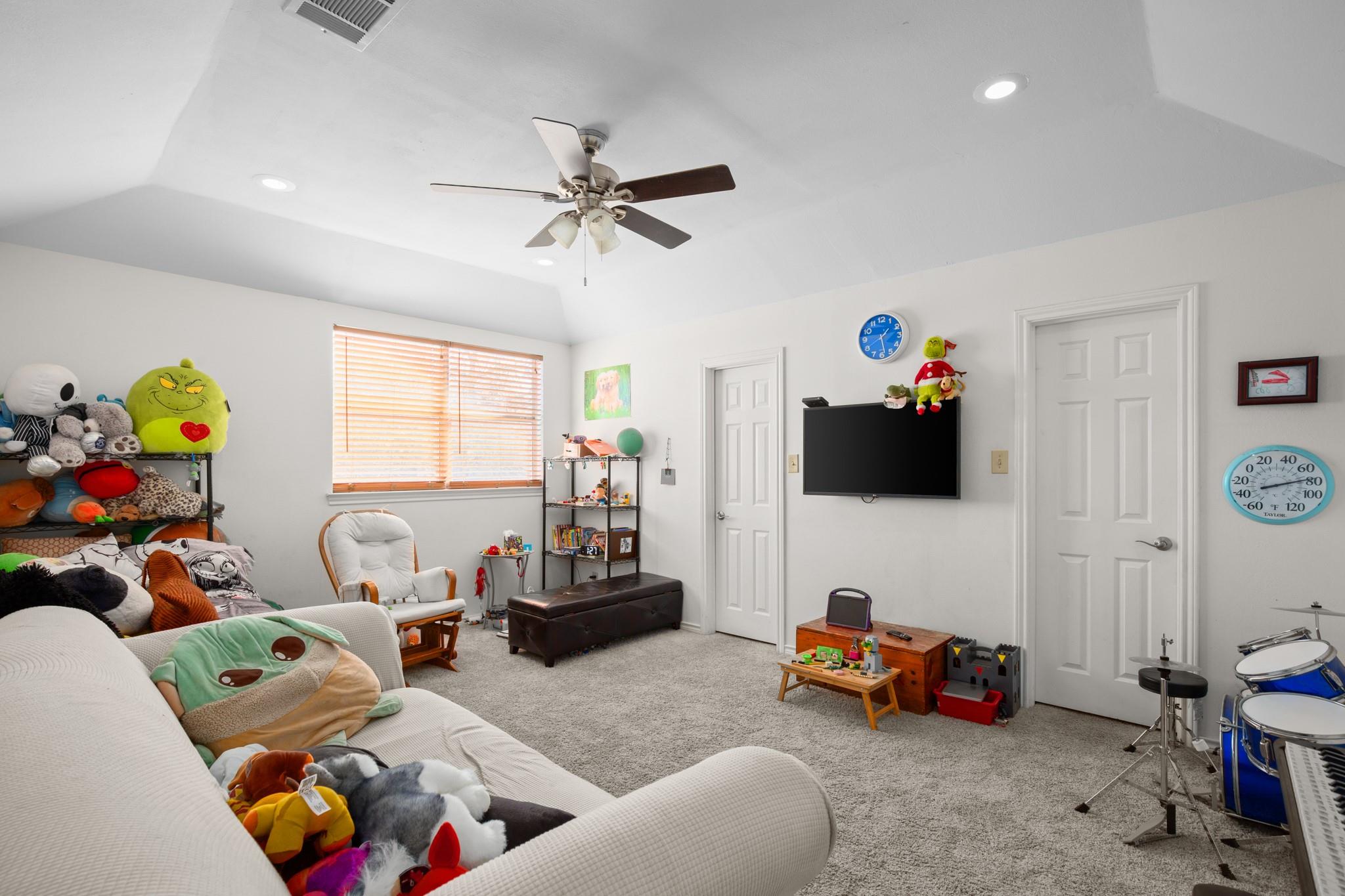 6002 Rain Creek PKWY