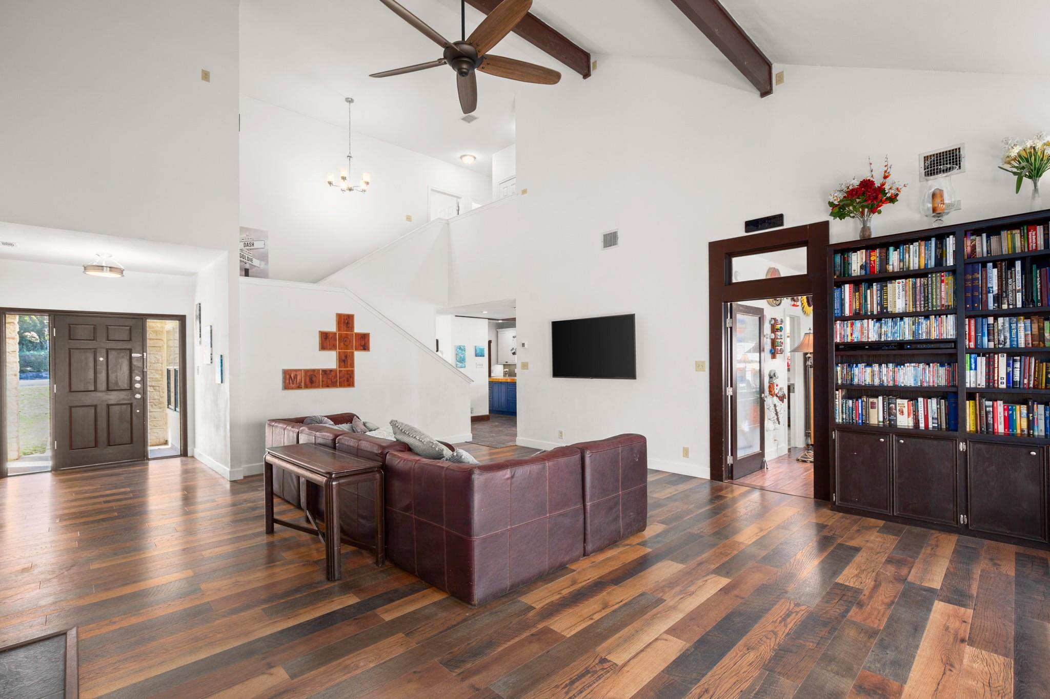 6002 Rain Creek PKWY