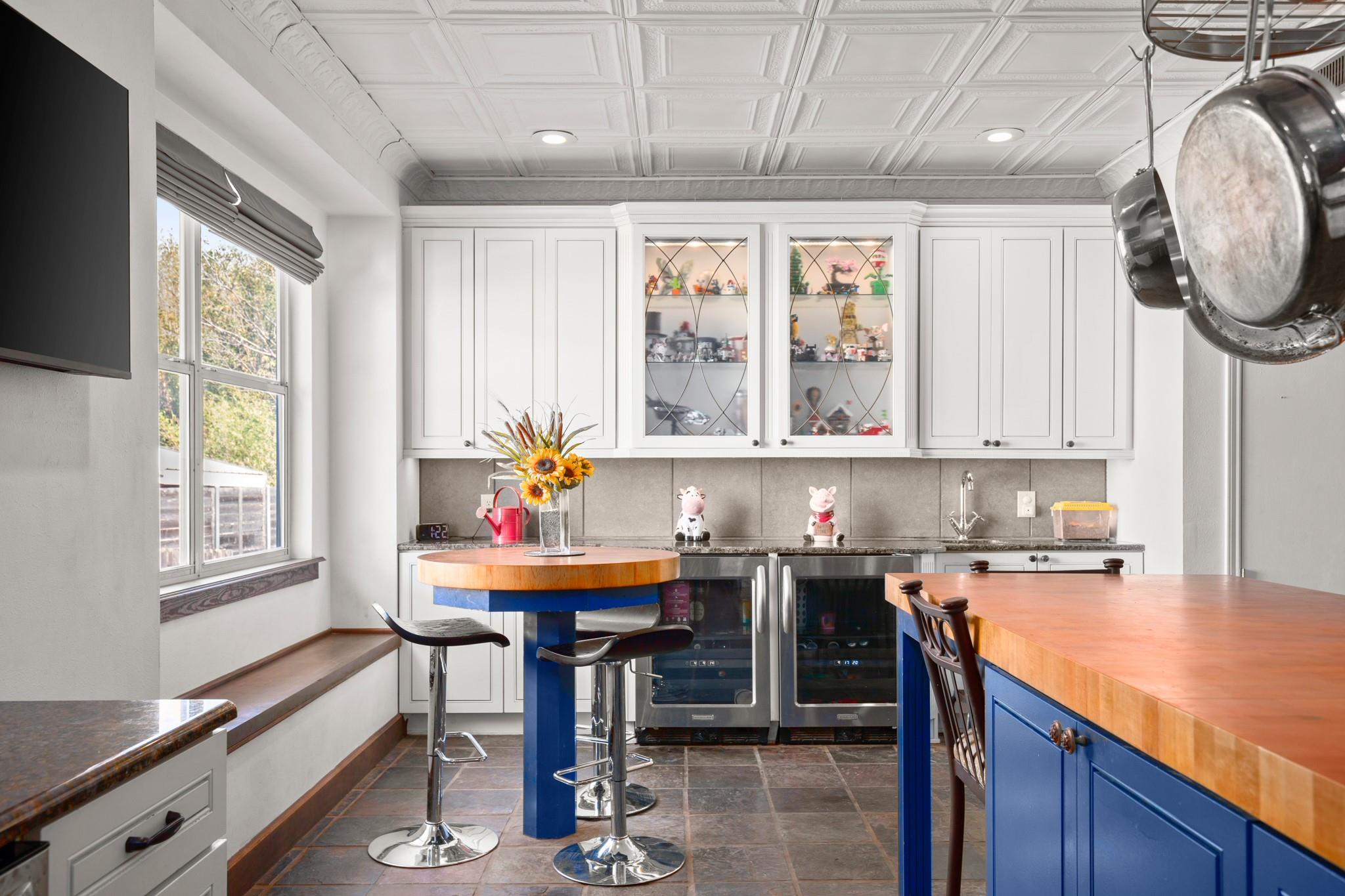 6002 Rain Creek PKWY