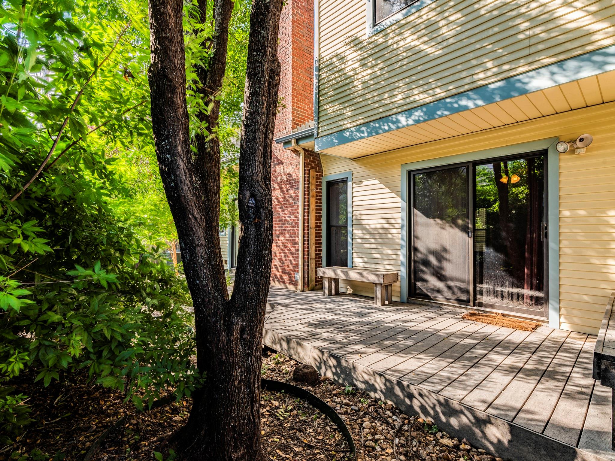 3214 Foster LN