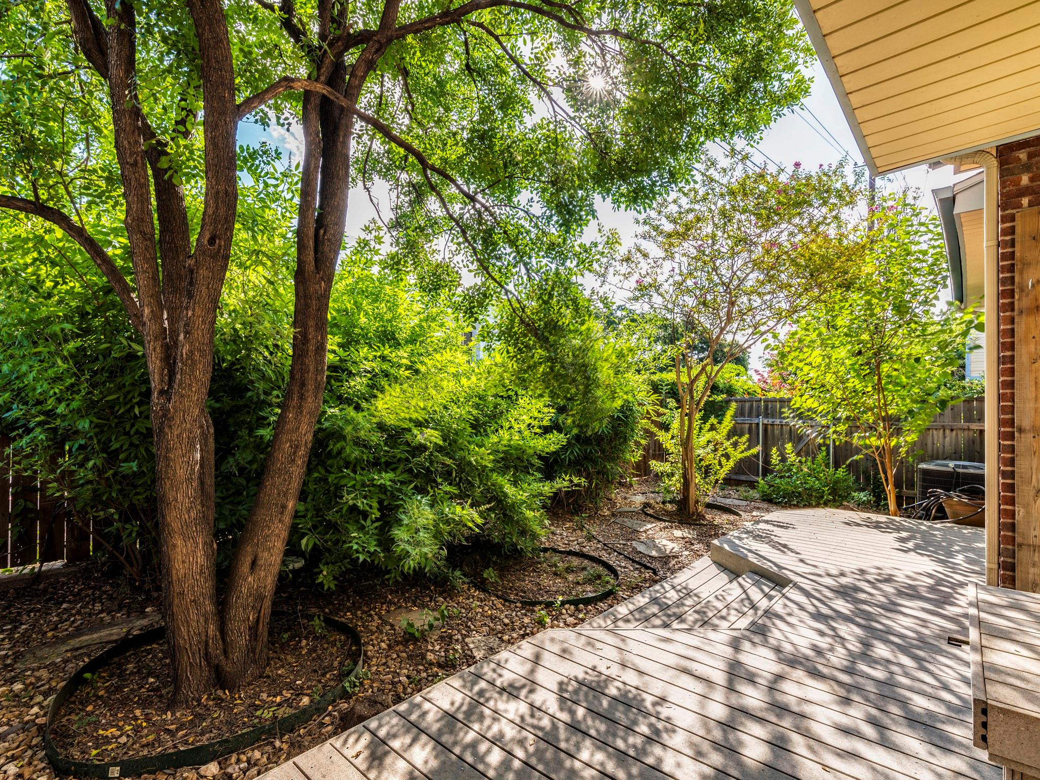 3214 Foster LN
