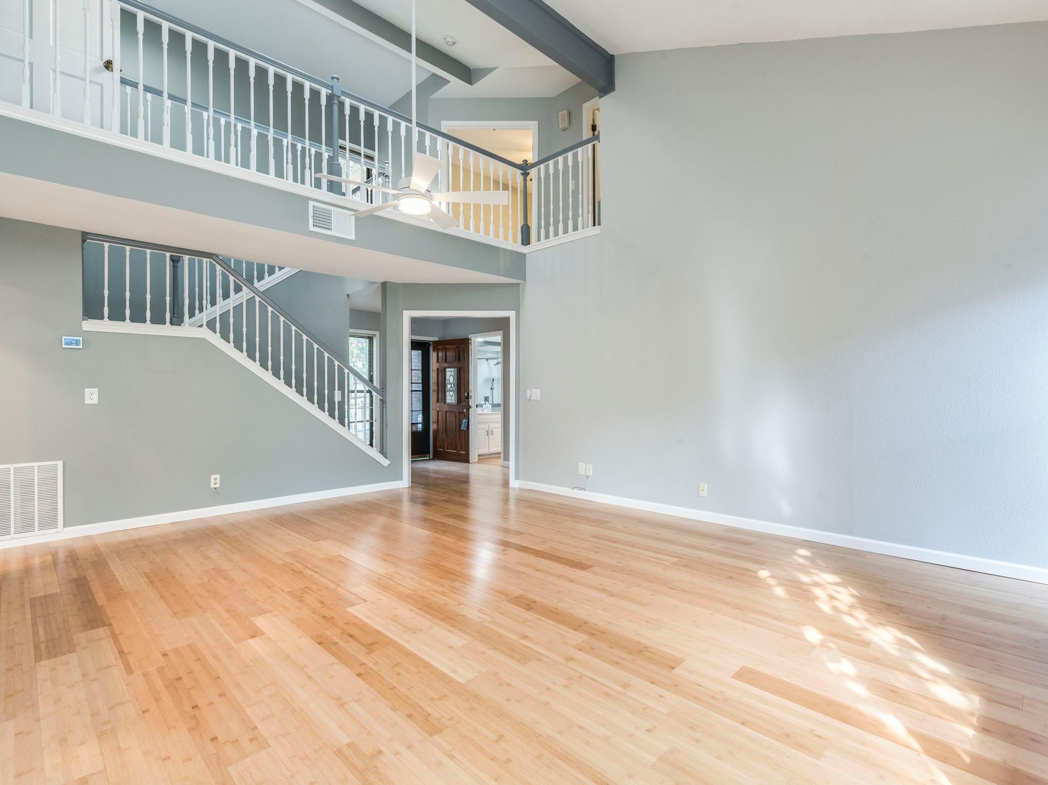 3214 Foster LN