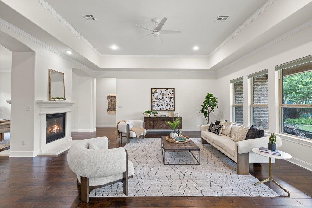 2120 Peoria DR