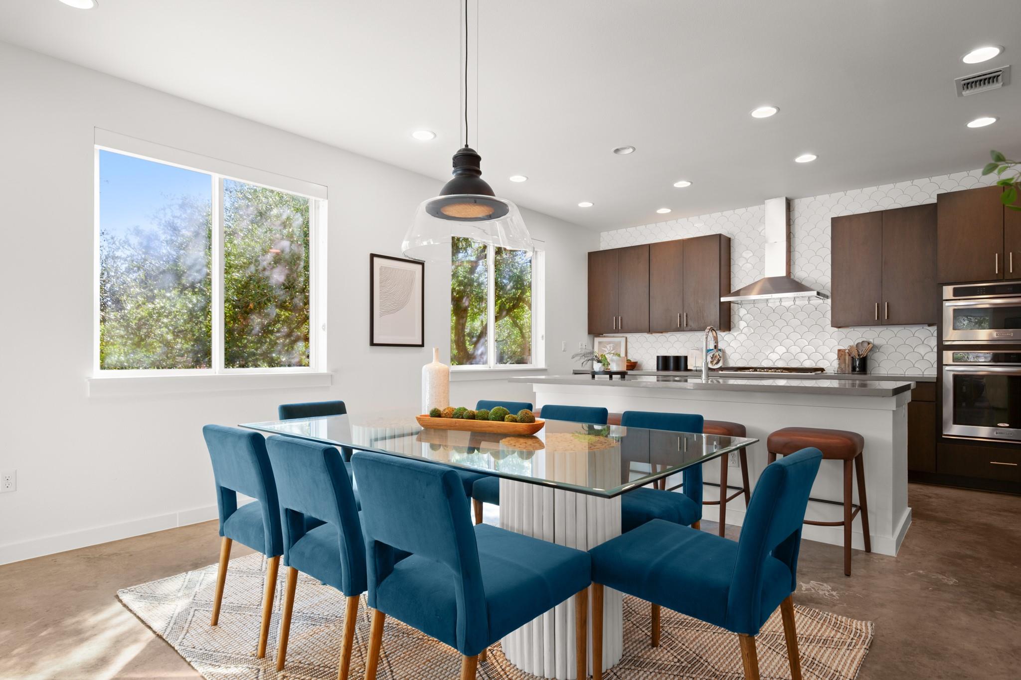 4111 Spicewood Springs RD # 1