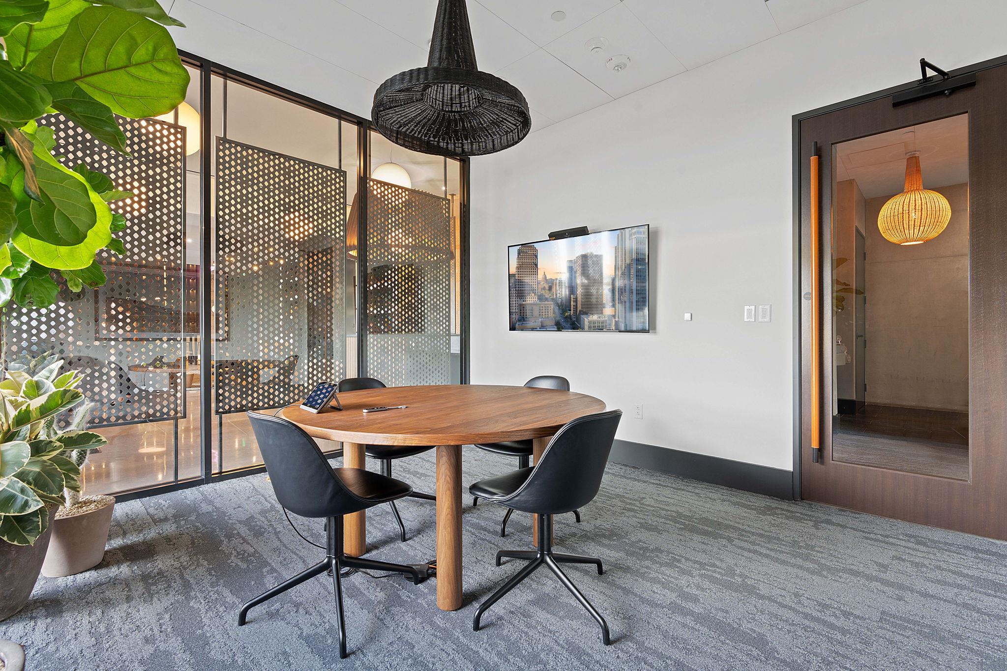 84 East Ave # 2102